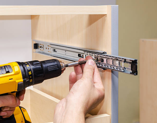 How to Choose the Right Drawer Slide for Smooth and Silent Functionality Drawer Slide